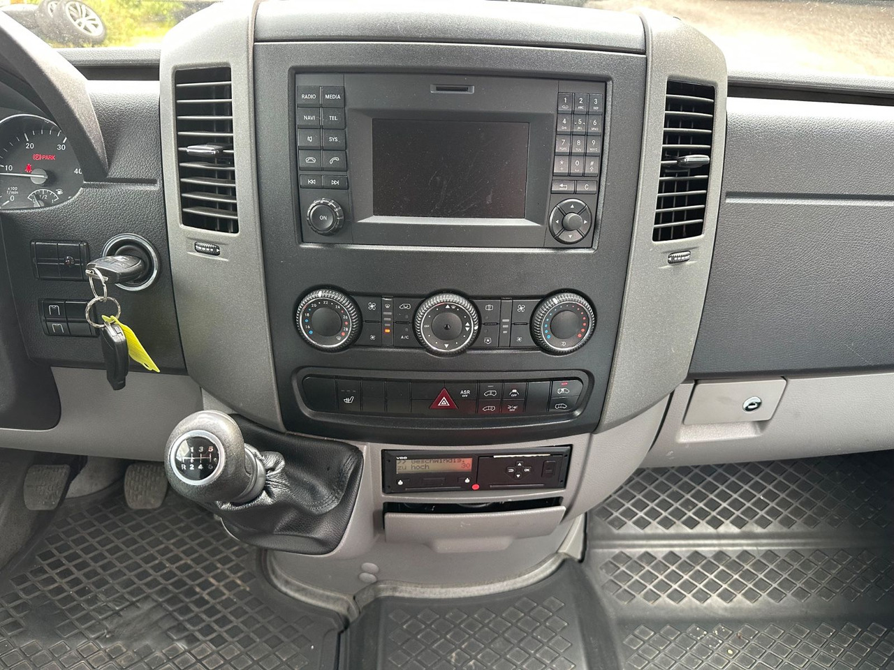 حافلة صغيرة, ميكروباص Mercedes-Benz Sprinter 516 CDi: صورة 13