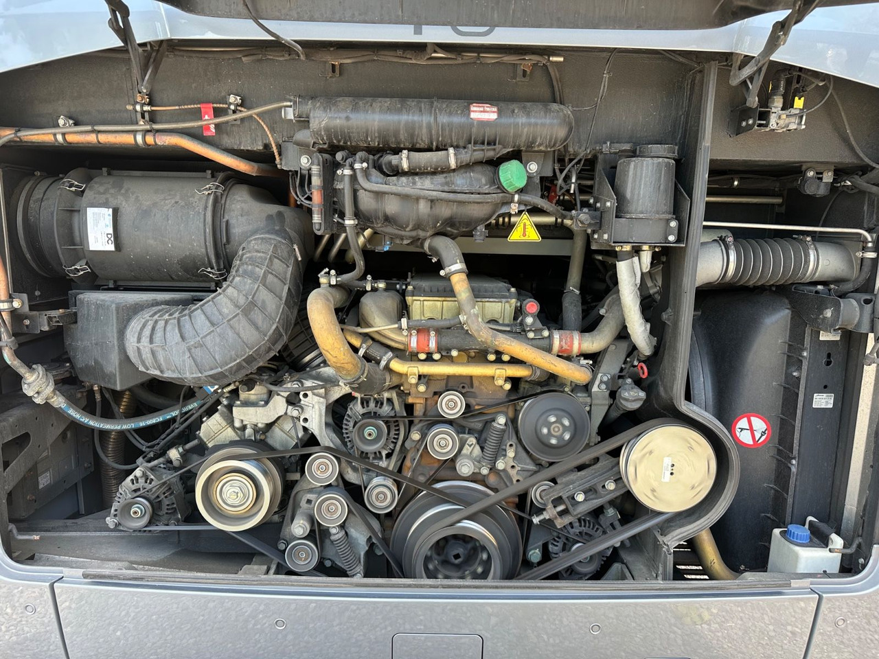 Mercedes-Benz Tourismo E 15 RHD (wenig Km*TOP*DE) - مركبة كوتش: صورة 4 Mercedes-Benz Tourismo E 15 RHD (wenig Km*TOP*DE) - مركبة كوتش: صورة 4