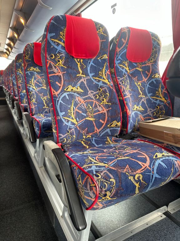 Neoplan Euroliner 3313 SHD - مركبة كوتش: صورة 4 Neoplan Euroliner 3313 SHD - مركبة كوتش: صورة 4