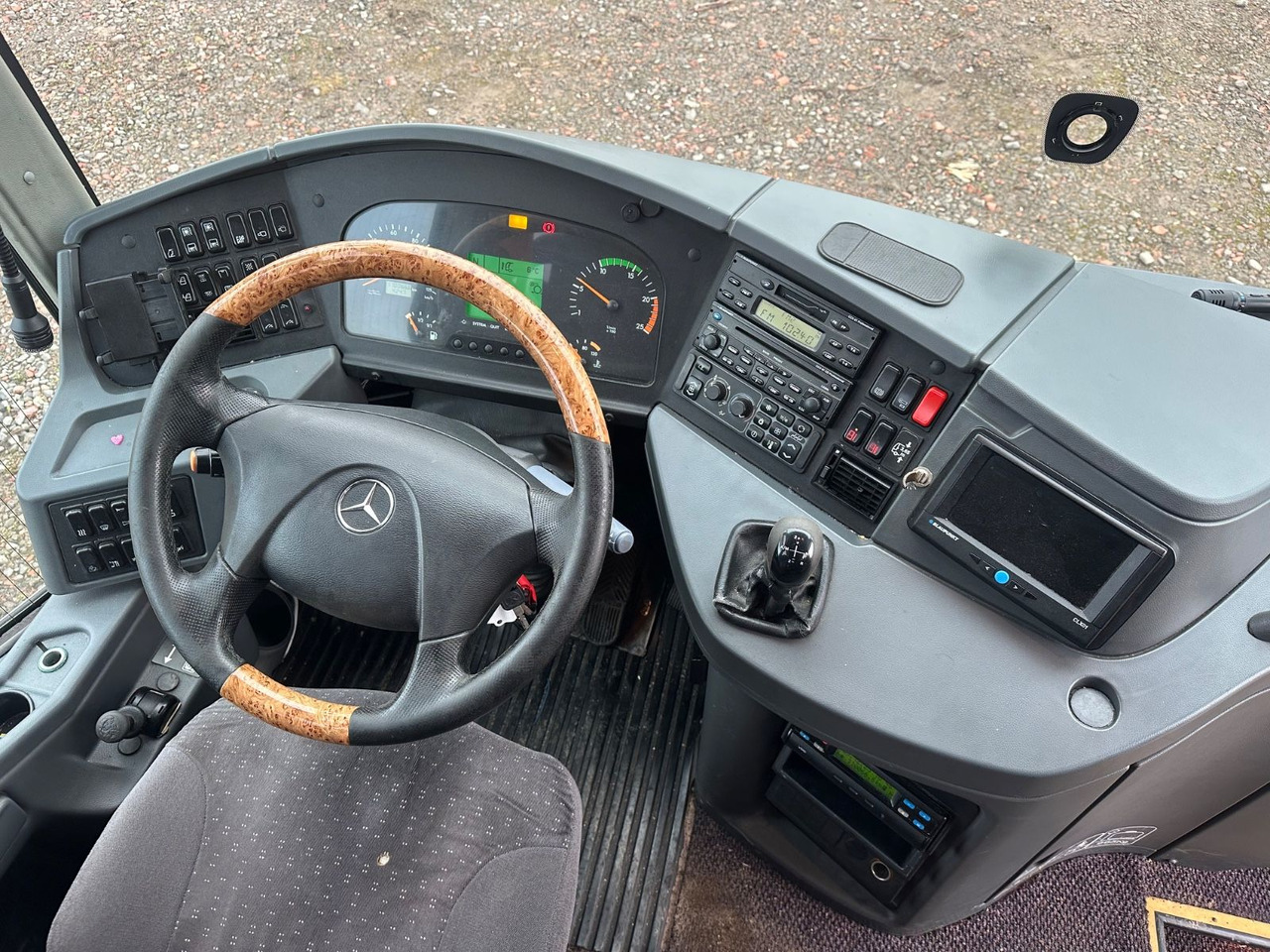 Setra S 415 GT-HD (Euro 4*Analog-Tacho) - مركبة كوتش: صورة 5 Setra S 415 GT-HD (Euro 4*Analog-Tacho) - مركبة كوتش: صورة 5