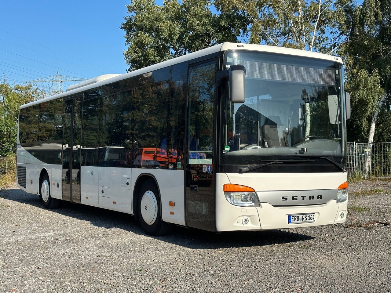 Setra S 415 LE Business (374 tKm*TOP) - حافلة المدينة: صورة 1 Setra S 415 LE Business (374 tKm*TOP) - حافلة المدينة: صورة 1