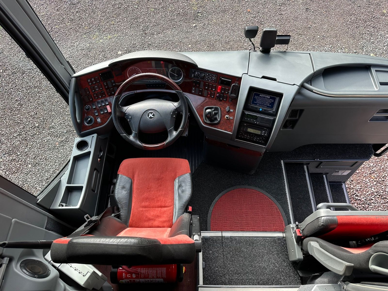 Setra S 416 HDH (V.I.P 2+1 Sitze*Panorama*TOP) - مركبة كوتش: صورة 5 Setra S 416 HDH (V.I.P 2+1 Sitze*Panorama*TOP) - مركبة كوتش: صورة 5