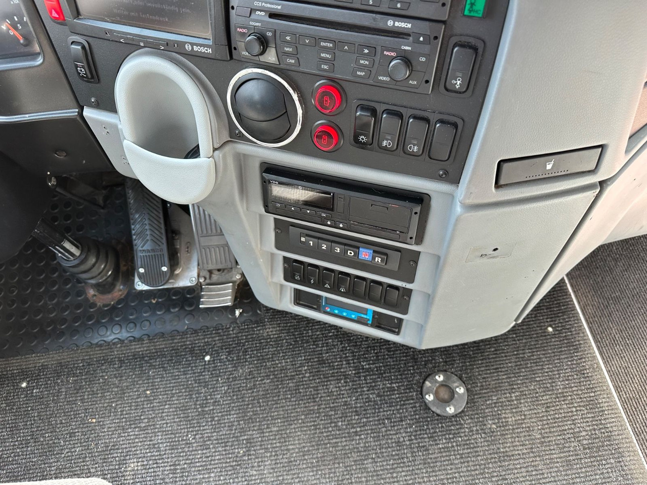 Vanhool TX16 Alicron (TOP*Euro 6) 515 /O350 Vanhool TX16 Alicron (TOP*Euro 6) 515 /O350: صورة 17 Vanhool TX16 Alicron (TOP*Euro 6) 515 /O350 Vanhool TX16 Alicron (TOP*Euro 6) 515 /O350: صورة 17