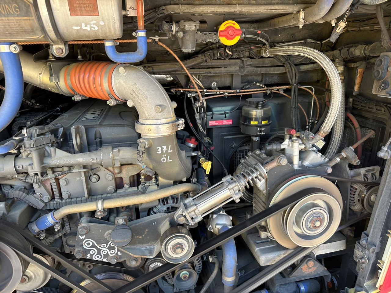 Vanhool TX16 Alicron (TOP*Euro 6) 515 /O350 Vanhool TX16 Alicron (TOP*Euro 6) 515 /O350: صورة 12 Vanhool TX16 Alicron (TOP*Euro 6) 515 /O350 Vanhool TX16 Alicron (TOP*Euro 6) 515 /O350: صورة 12