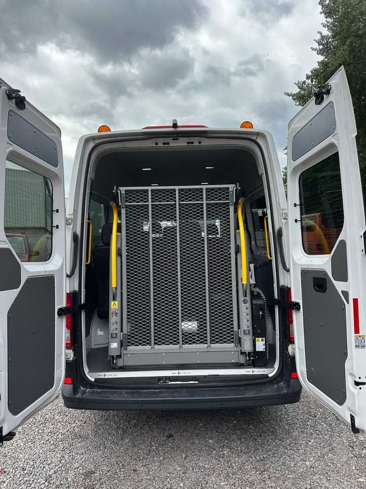 Volkswagen Crafter (PDC*StandHz.*Behinderten gerecht) - ميكروباص: صورة 3 Volkswagen Crafter (PDC*StandHz.*Behinderten gerecht) - ميكروباص: صورة 3