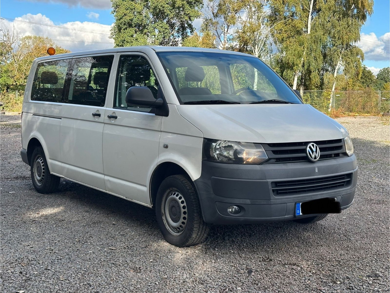 Volkswagen T5 Kombi - ميكروباص: صورة 5 Volkswagen T5 Kombi - ميكروباص: صورة 5