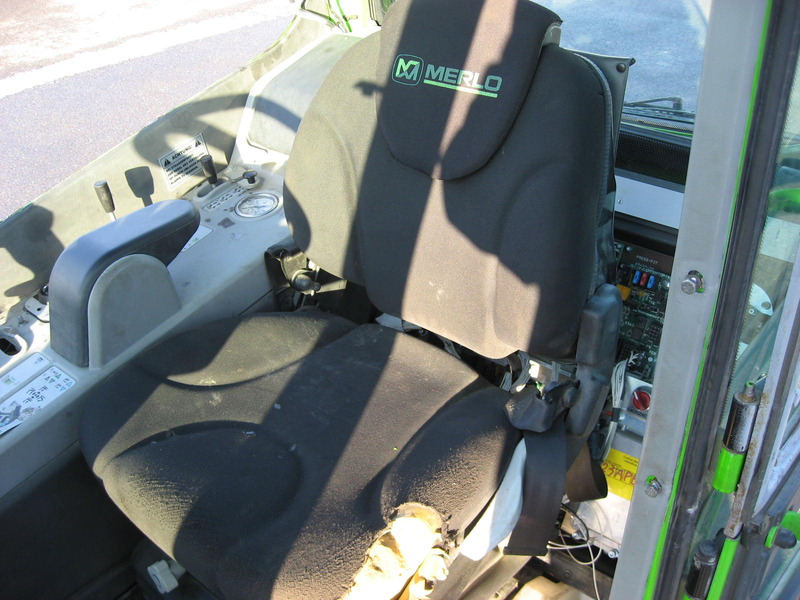 MERLO komplette Kabine, complete cabin, cabine complète, Полный кабины The photo is illustrative! Various cab models still in stock. We need a VIN + SAV number to correctly identify the cabin Your Merlo. - كابينة - رافعة تلسكوبية: صورة 3 MERLO komplette Kabine, complete cabin, cabine complète, Полный кабины The photo is illustrative! Various cab models still in stock. We need a VIN + SAV number to correctly identify the cabin Your Merlo. - كابينة - رافعة تلسكوبية: صورة 3